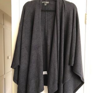 Barefoot Dreams Wrap